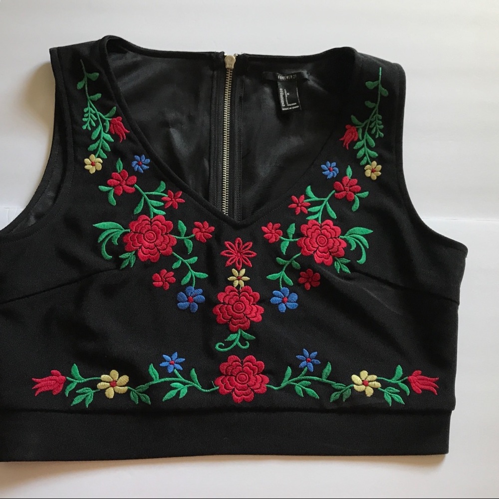 Fiesta crop top